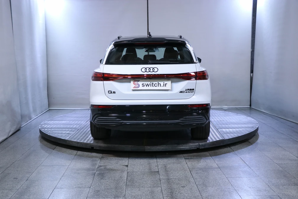 خرید و فروش آئودی q5etron سیلور پکیج - لو آپشن مدل 2024 نقد و اقساط خرید و فروش آئودی q5etron سیلور پکیج - لو آپشن مدل 2024 نقد و اقساط