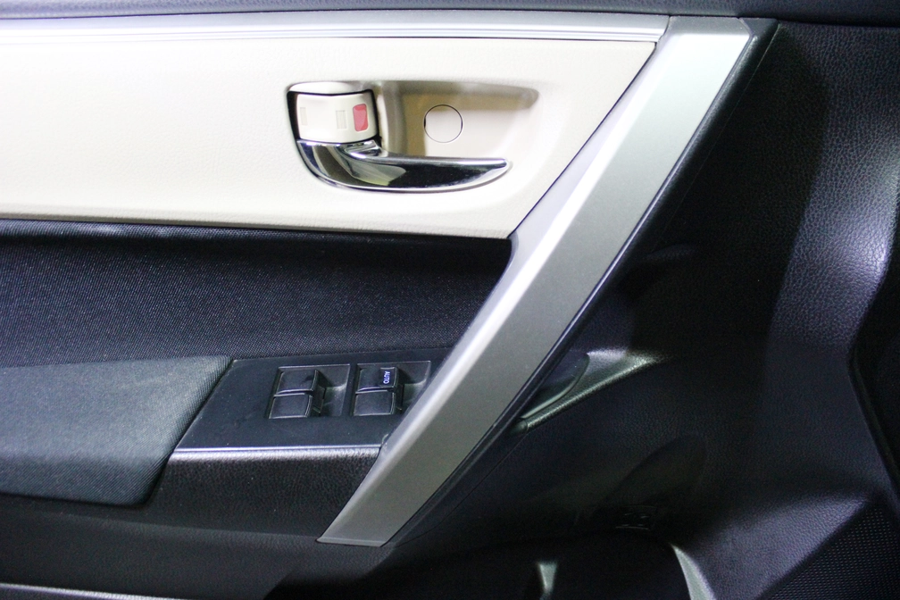 خرید و فروش تویوتا کرولا GLI مدل 2015 نقد و اقساط خرید و فروش تویوتا کرولا GLI مدل 2015 نقد و اقساط