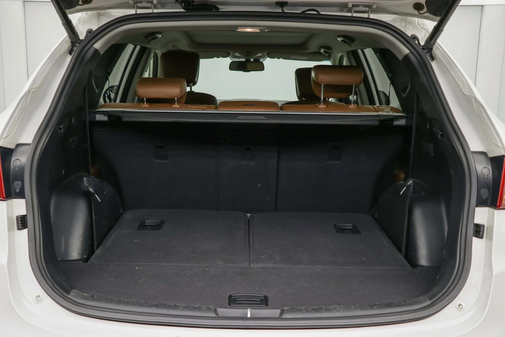 خرید و فروش هیوندای سانتافه (ix45) DM - 2400 - MPI - دو دیفرانسیل - فول مدل 2016 نقد و اقساط