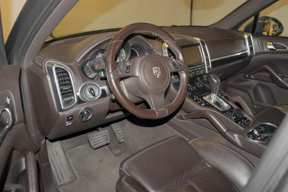 خرید و فروش پورشه کاین توربو مدل 2012 نقد و اقساط