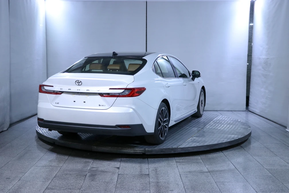 خرید و فروش تویوتا کمری هیبرید LE - فول مدل 2025 نقد و اقساط خرید و فروش تویوتا کمری هیبرید LE - فول مدل 2025 نقد و اقساط