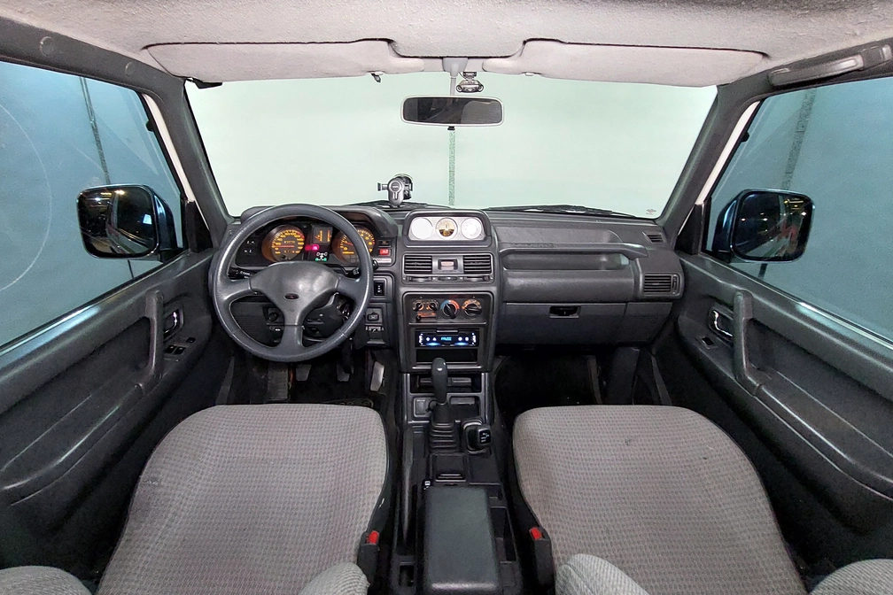 خرید و فروش میتسوبیشی پاجرو دو در فول مدل 1992 نقد و اقساط