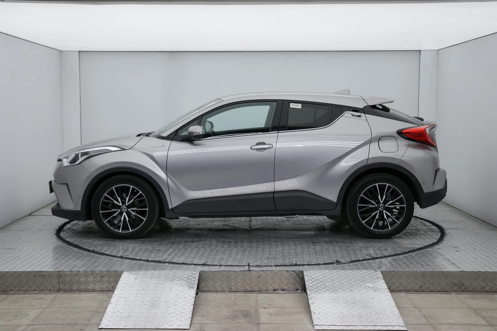 خرید و فروش تویوتا CHR هیبرید لانژ مدل 2017 نقد و اقساط