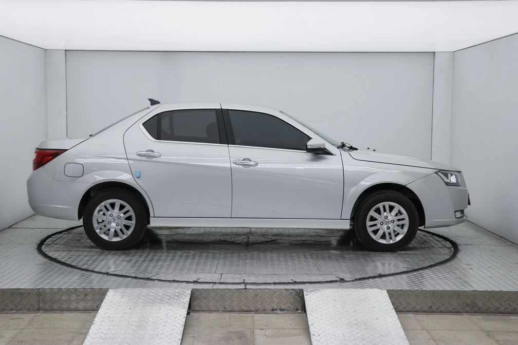 خرید و فروش ایران خودرو دنا پلاس 6 دنده مدل 1404 نقد و اقساط