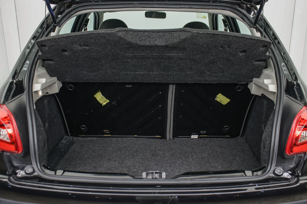 خرید و فروش پژو 207 MC اتوماتیک 6 سرعته مدل 1402 نقد و اقساط