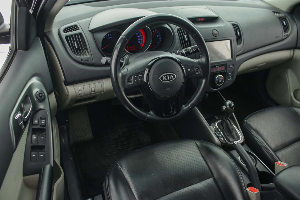 خرید و فروش کیا سراتو (مونتاژ) 2000 - آپشنال اتوماتیک مدل 1398 نقد و اقساط