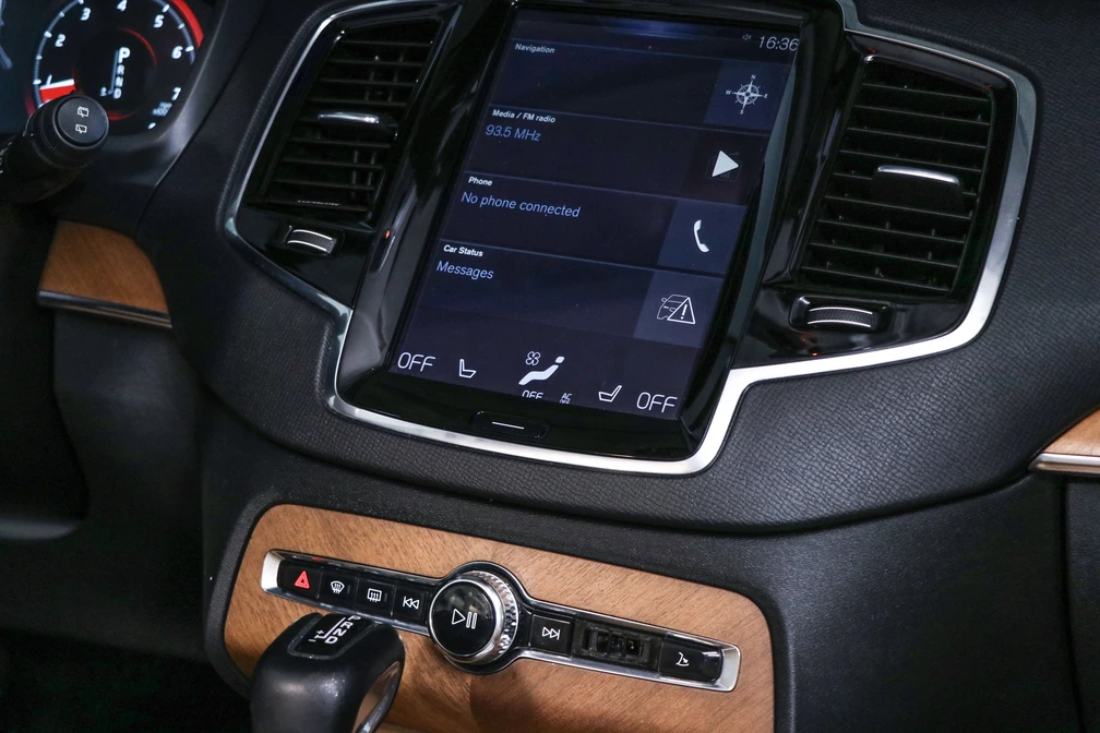 خرید و فروش ولوو XC90 R دیزاین مدل 2016 نقد و اقساط خرید و فروش ولوو XC90 R دیزاین مدل 2016 نقد و اقساط