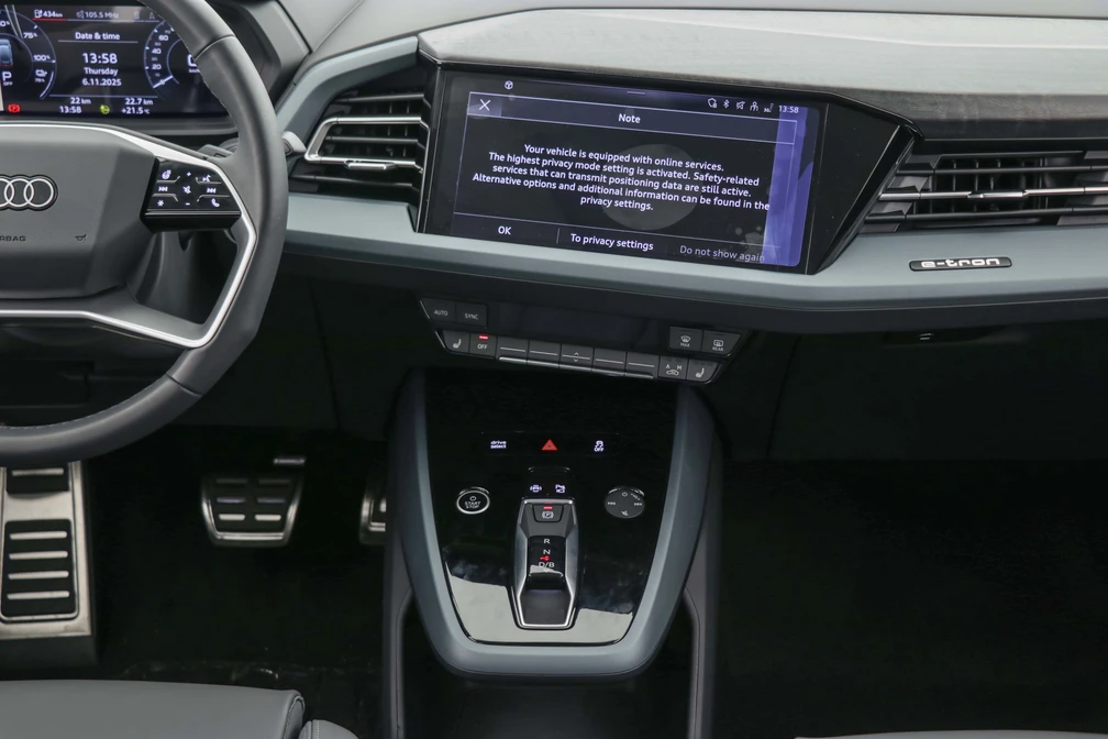 خرید و فروش آئودی q5etron سیلور پکیج - فول مدل 2024 نقد و اقساط خرید و فروش آئودی q5etron سیلور پکیج - فول مدل 2024 نقد و اقساط