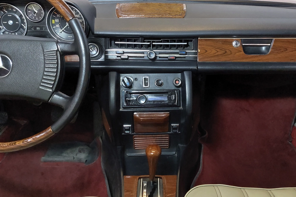 خرید و فروش بنز کلاس E E200 W210  مدل 1999 نقد و اقساط