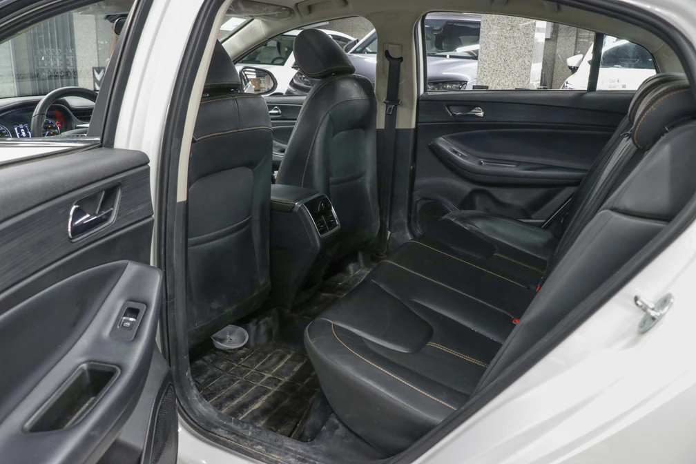 خرید و فروش چری آریزو 5 توربو فیس لیفت اسپرت اکسلنت مدل 1403 نقد و اقساط