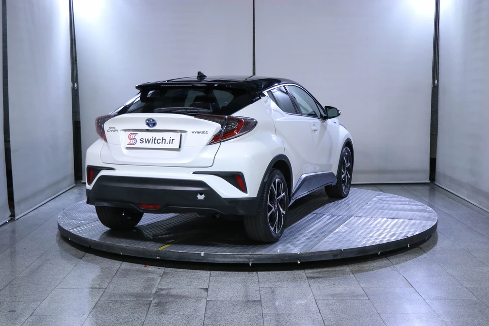 خرید و فروش تویوتا CHR هیبرید استایل مدل 2018 نقد و اقساط
