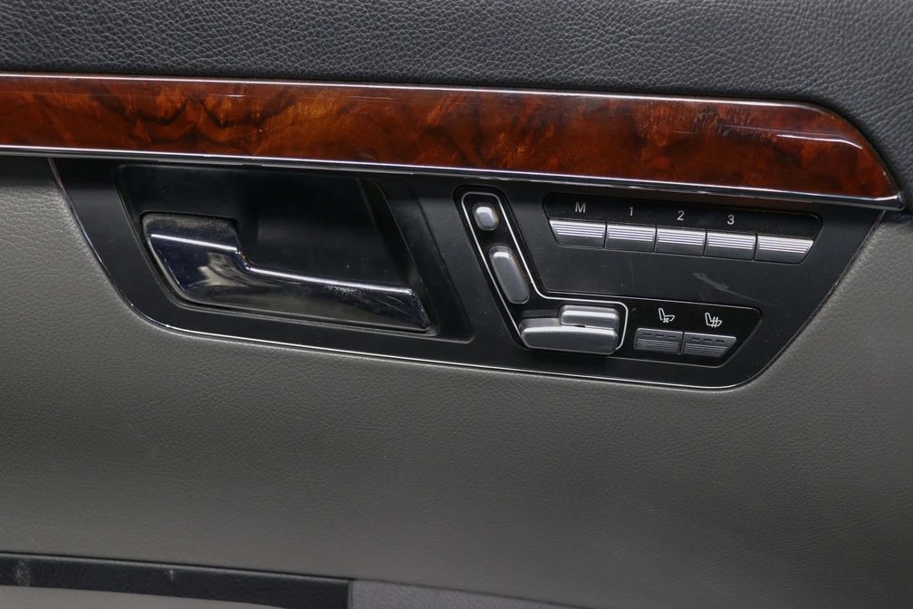 خرید و فروش بنز کلاس S 500 - فول مدل 2009 نقد و اقساط خرید و فروش بنز کلاس S 500 - فول مدل 2009 نقد و اقساط