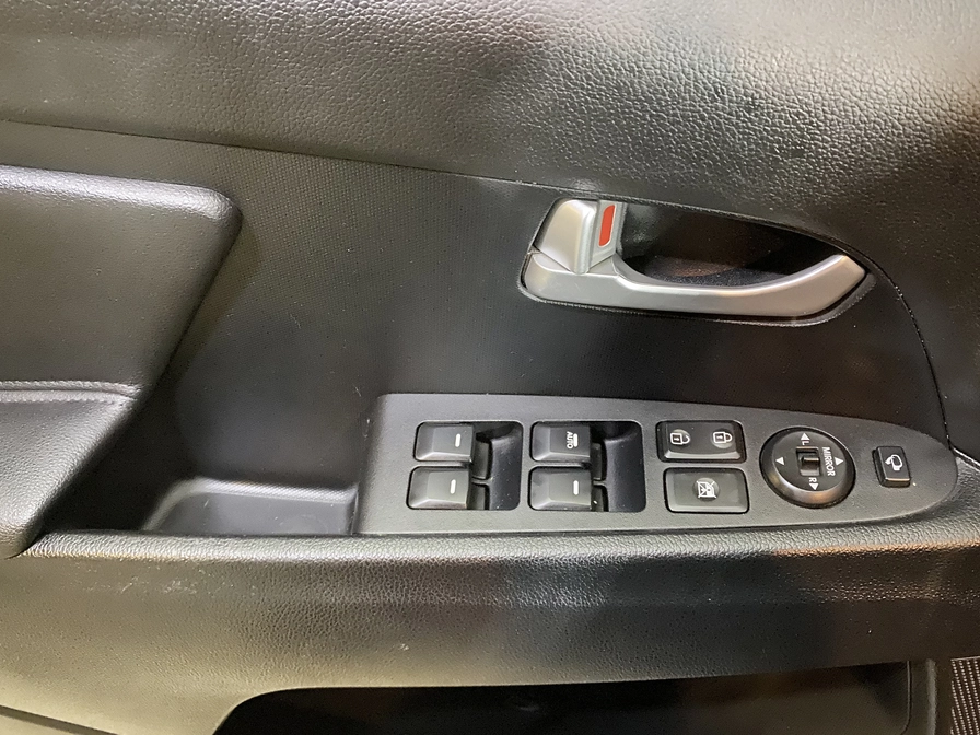 خرید و فروش کیا اسپورتیج SL - فول مدل 2015 نقد و اقساط خرید و فروش کیا اسپورتیج SL - فول مدل 2015 نقد و اقساط