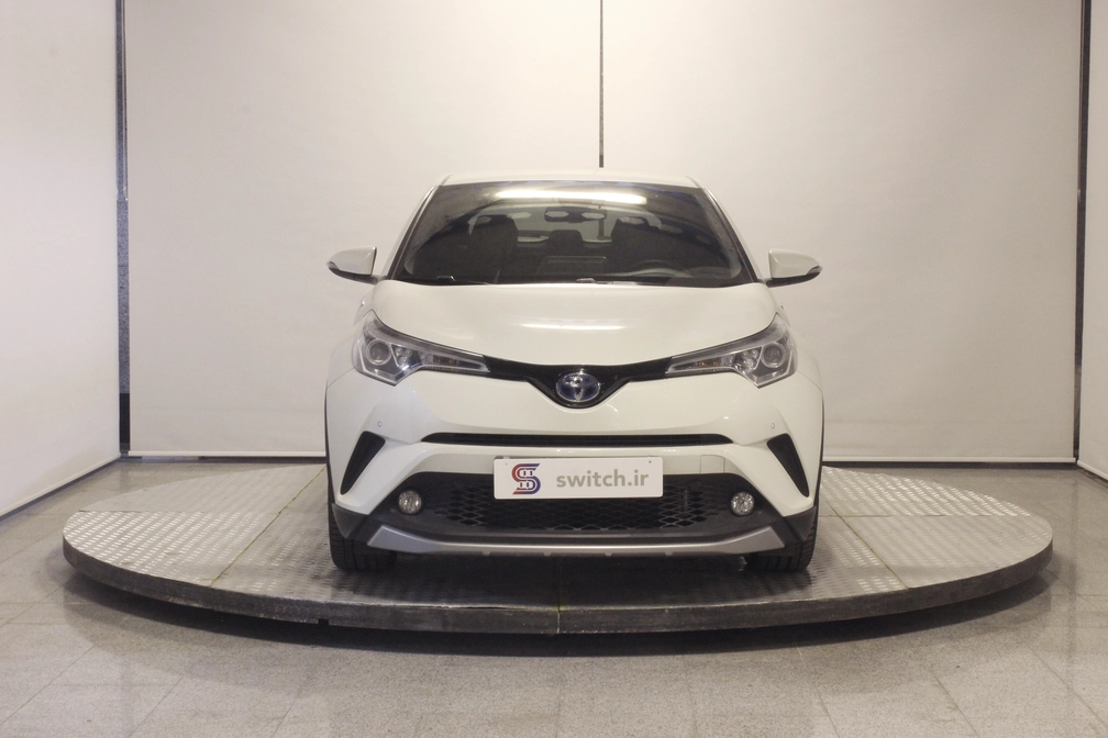 خرید و فروش تویوتا CHR هیبرید آیکان مدل 2018 نقد و اقساط خرید و فروش تویوتا CHR هیبرید آیکان مدل 2018 نقد و اقساط