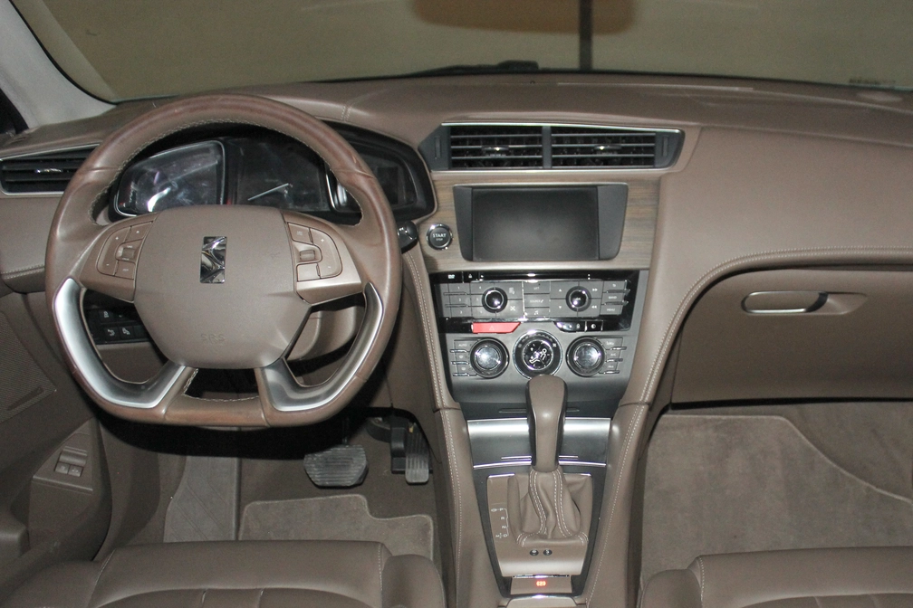 خرید و فروش دی اس 5LS فول مدل 2017 نقد و اقساط خرید و فروش دی اس 5LS فول مدل 2017 نقد و اقساط