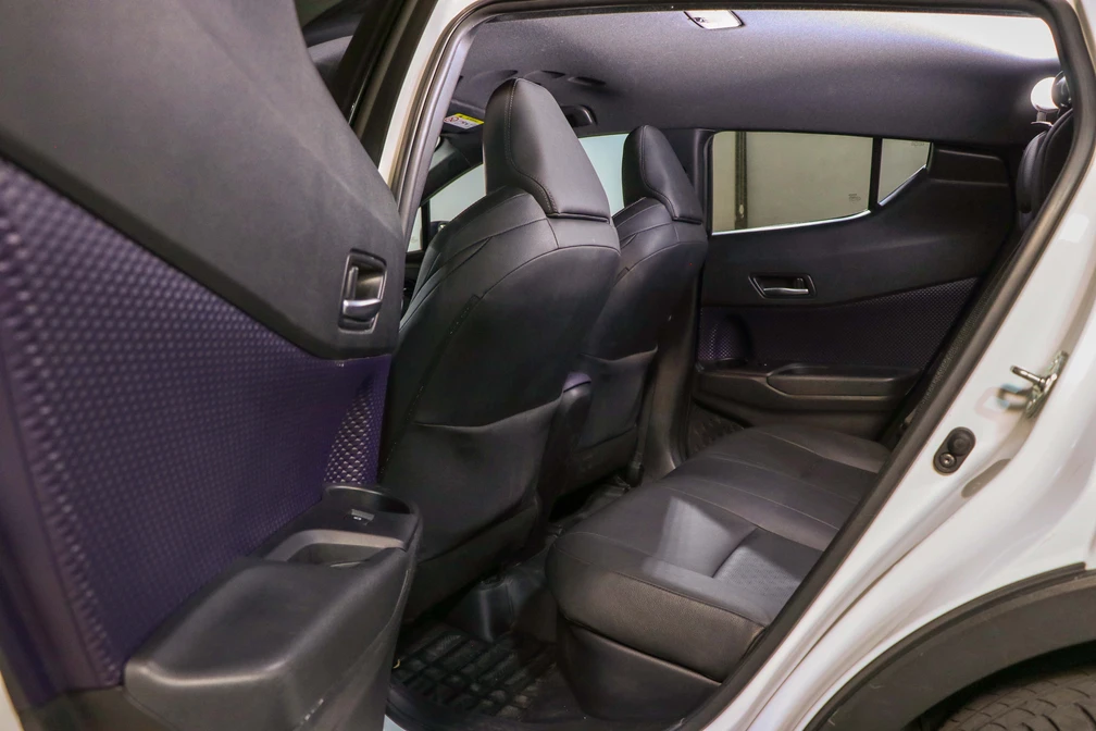 خرید و فروش تویوتا CHR هیبرید استایل مدل 2018 نقد و اقساط