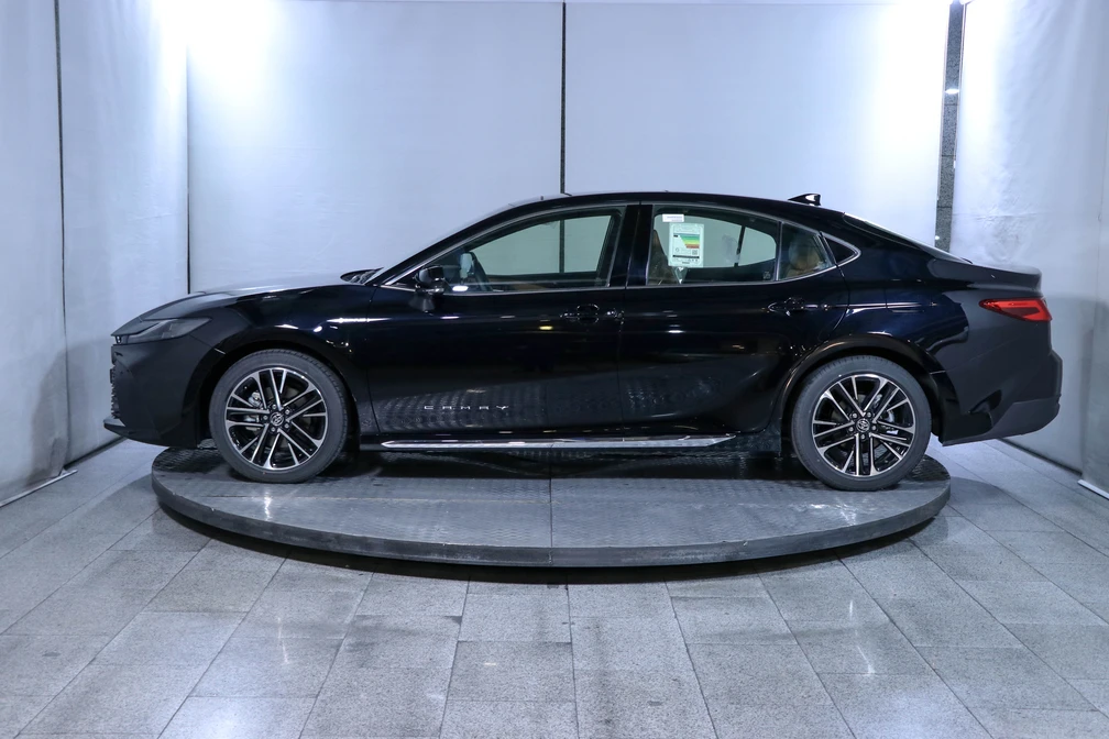 خرید و فروش تویوتا کمری هیبرید LE - فول مدل 2025 نقد و اقساط خرید و فروش تویوتا کمری هیبرید LE - فول مدل 2025 نقد و اقساط